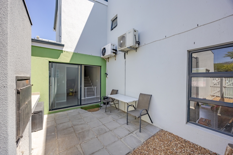 3 Bedroom Property for Sale in Burgundy Estate Western Cape